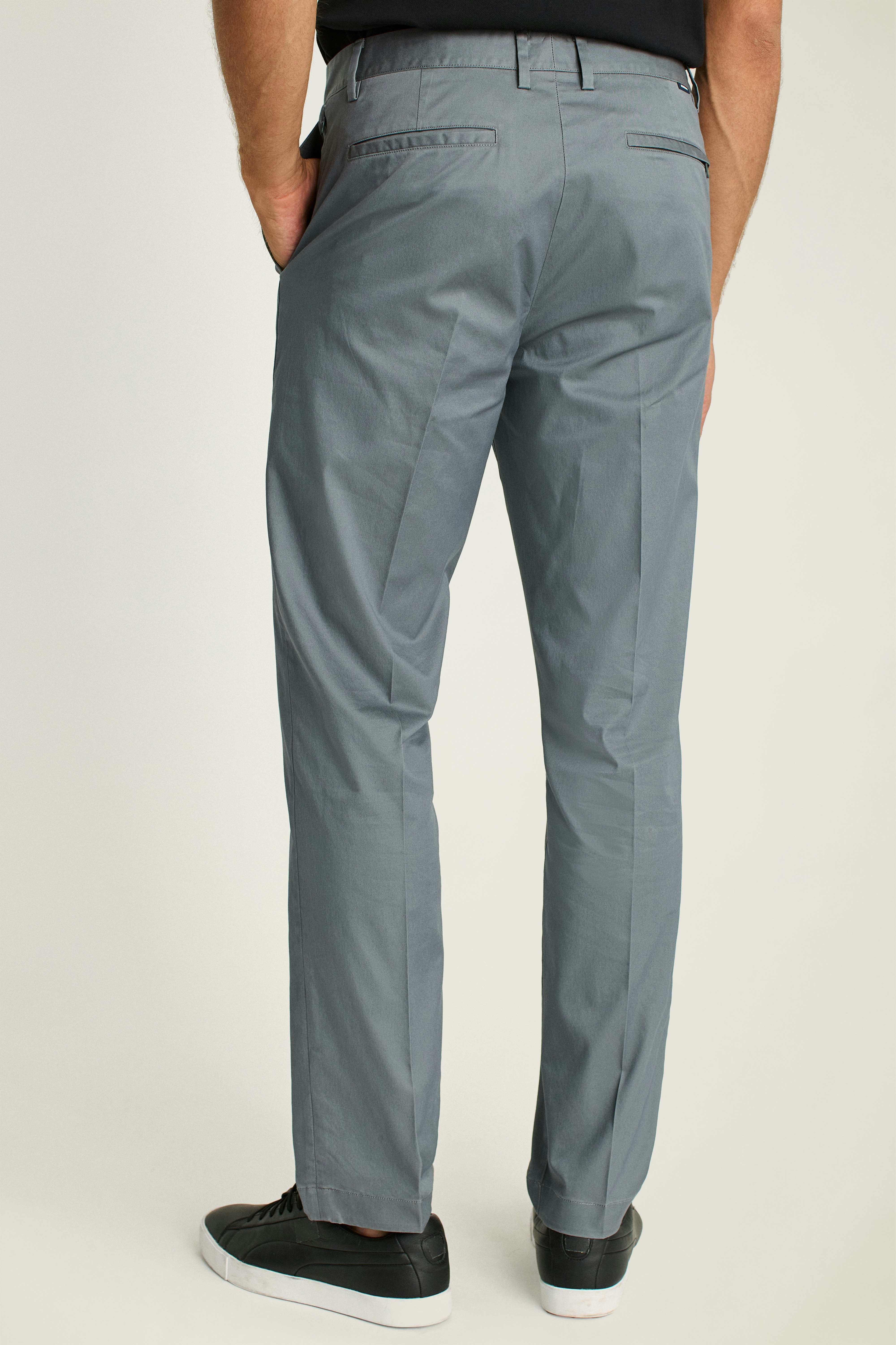 Tech Trouser lava smoke dark grey
