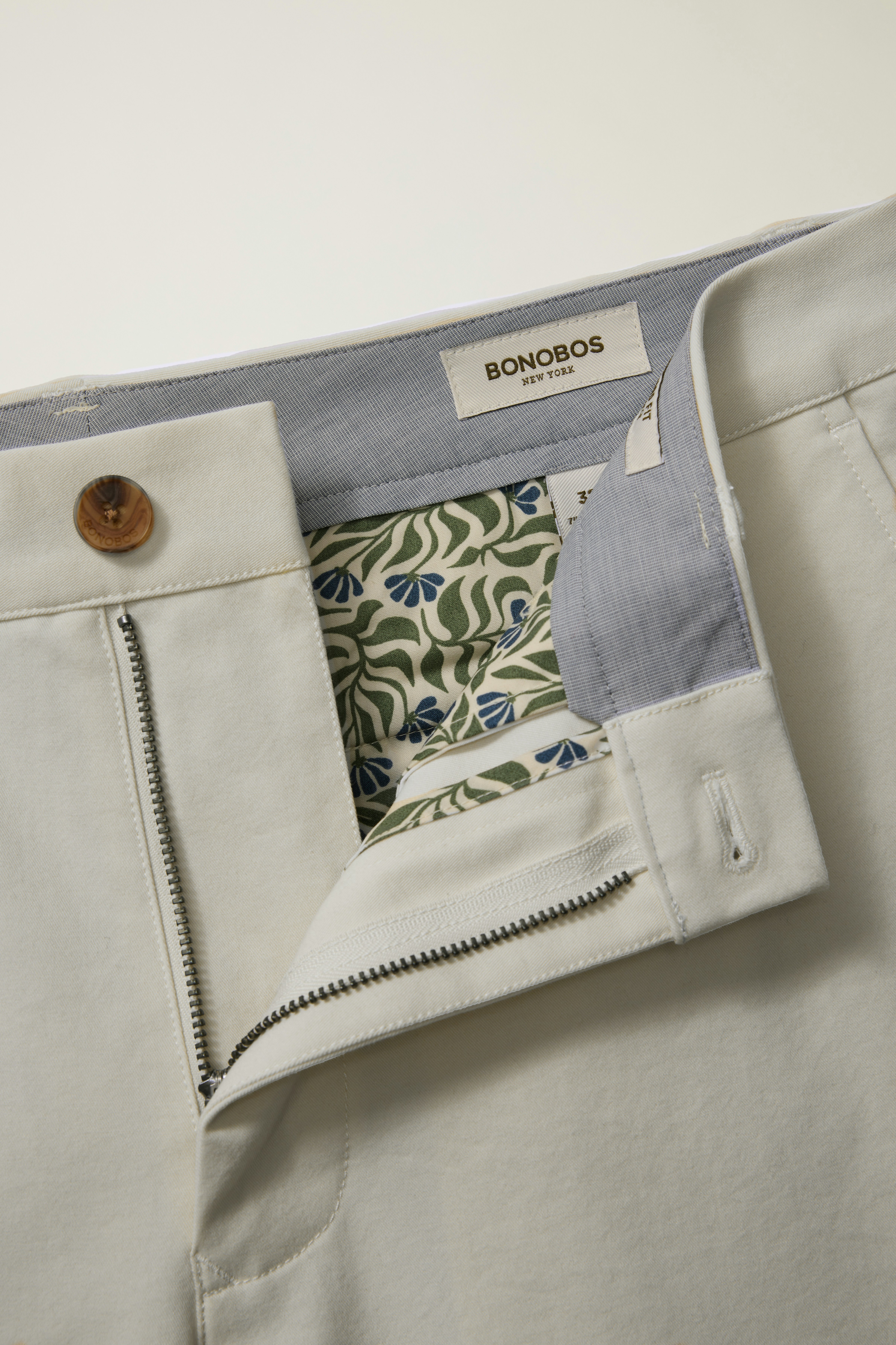 The Chino 2.0 oyster