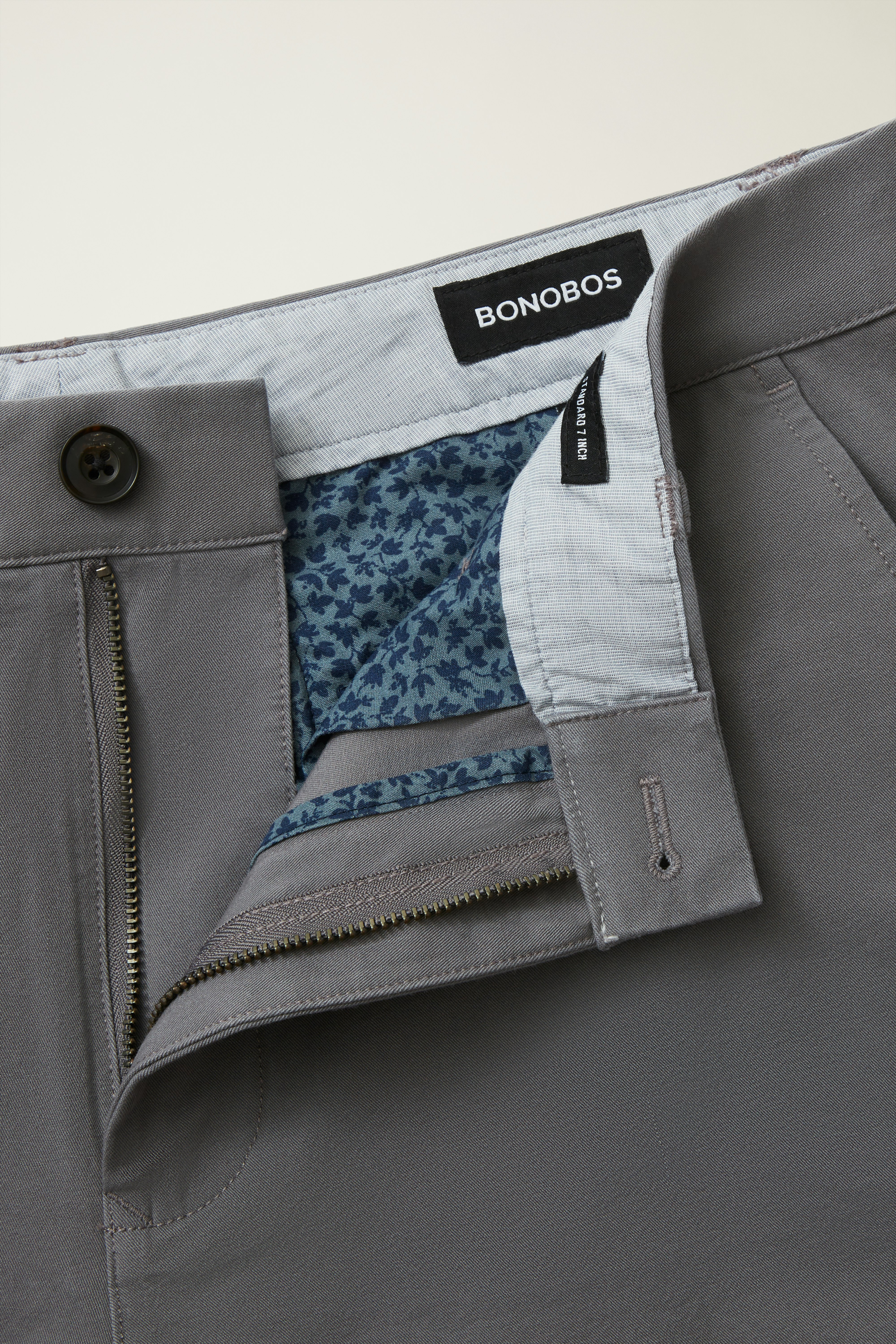 The Chino Short 2.0 graphites