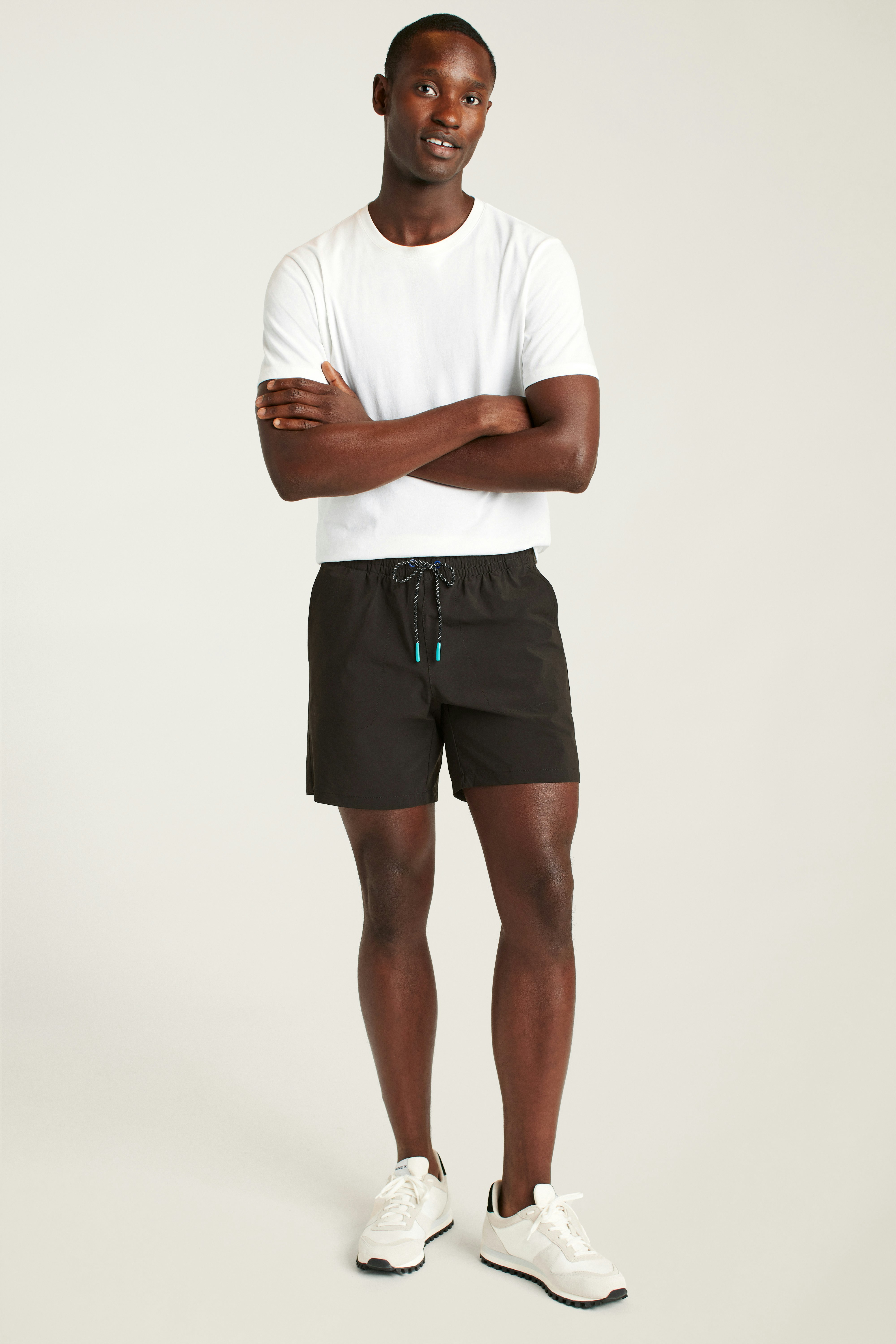 The Rec Short black