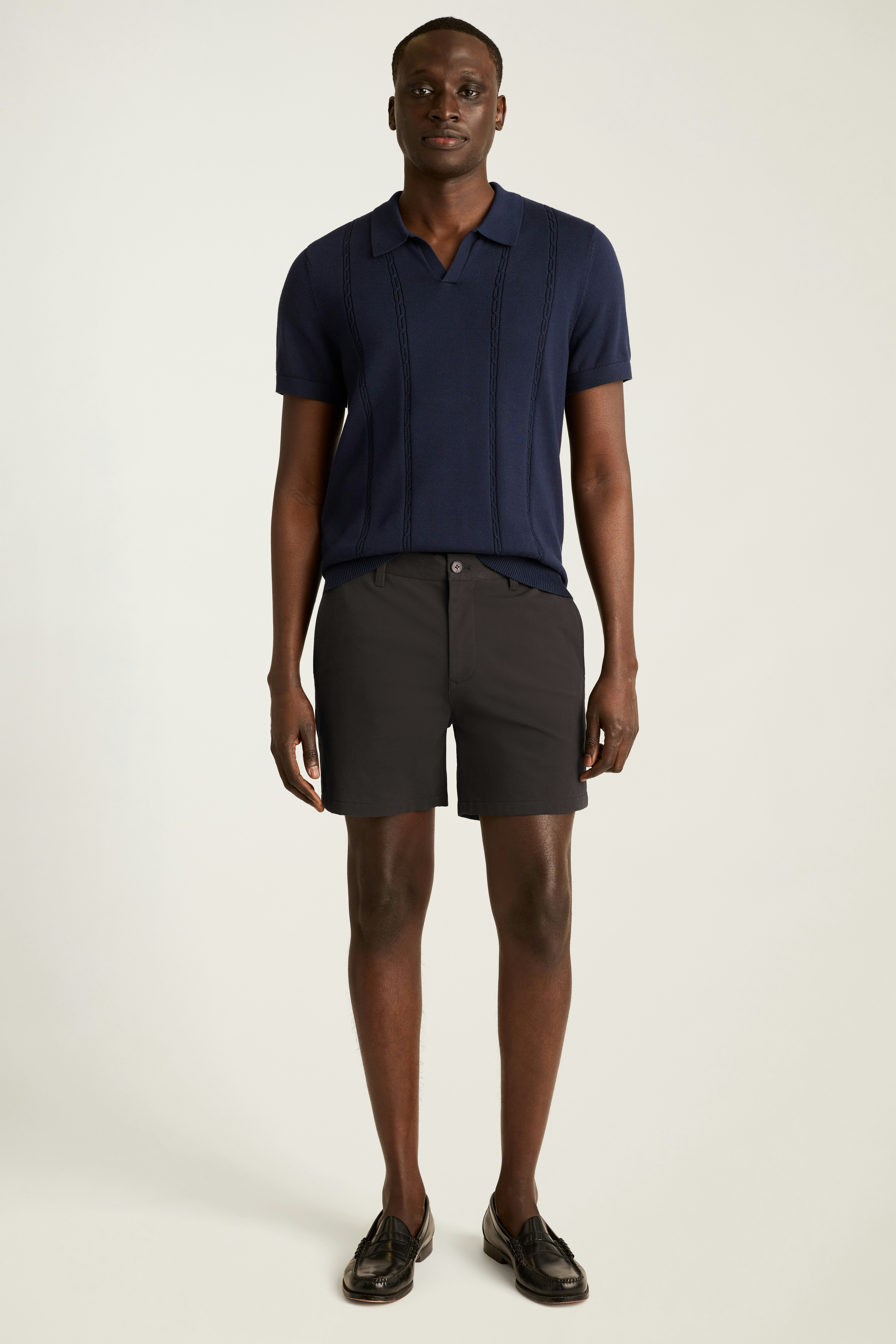 The Chino Short 2.0 faded black