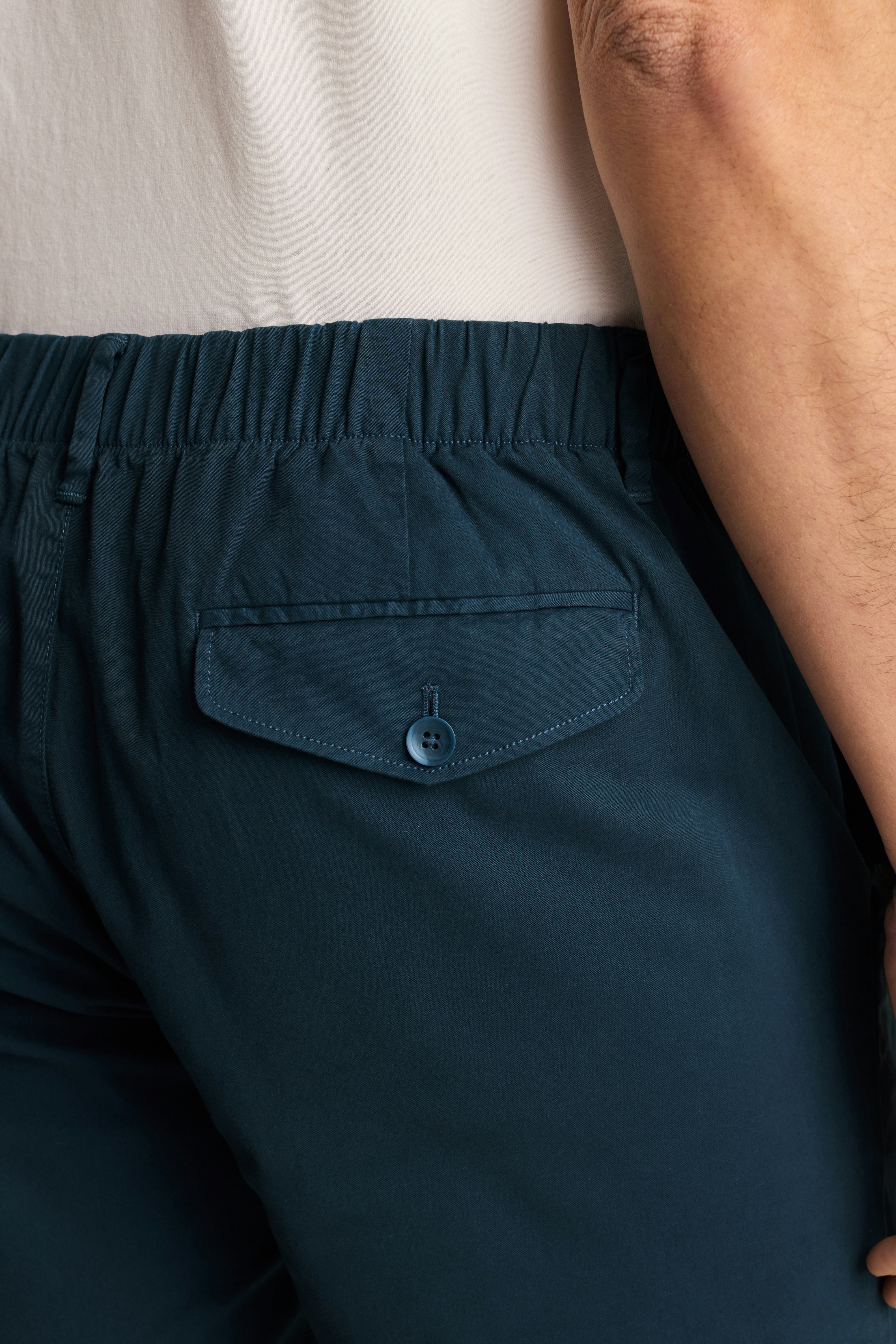 Lightweight Chino Short titan blue