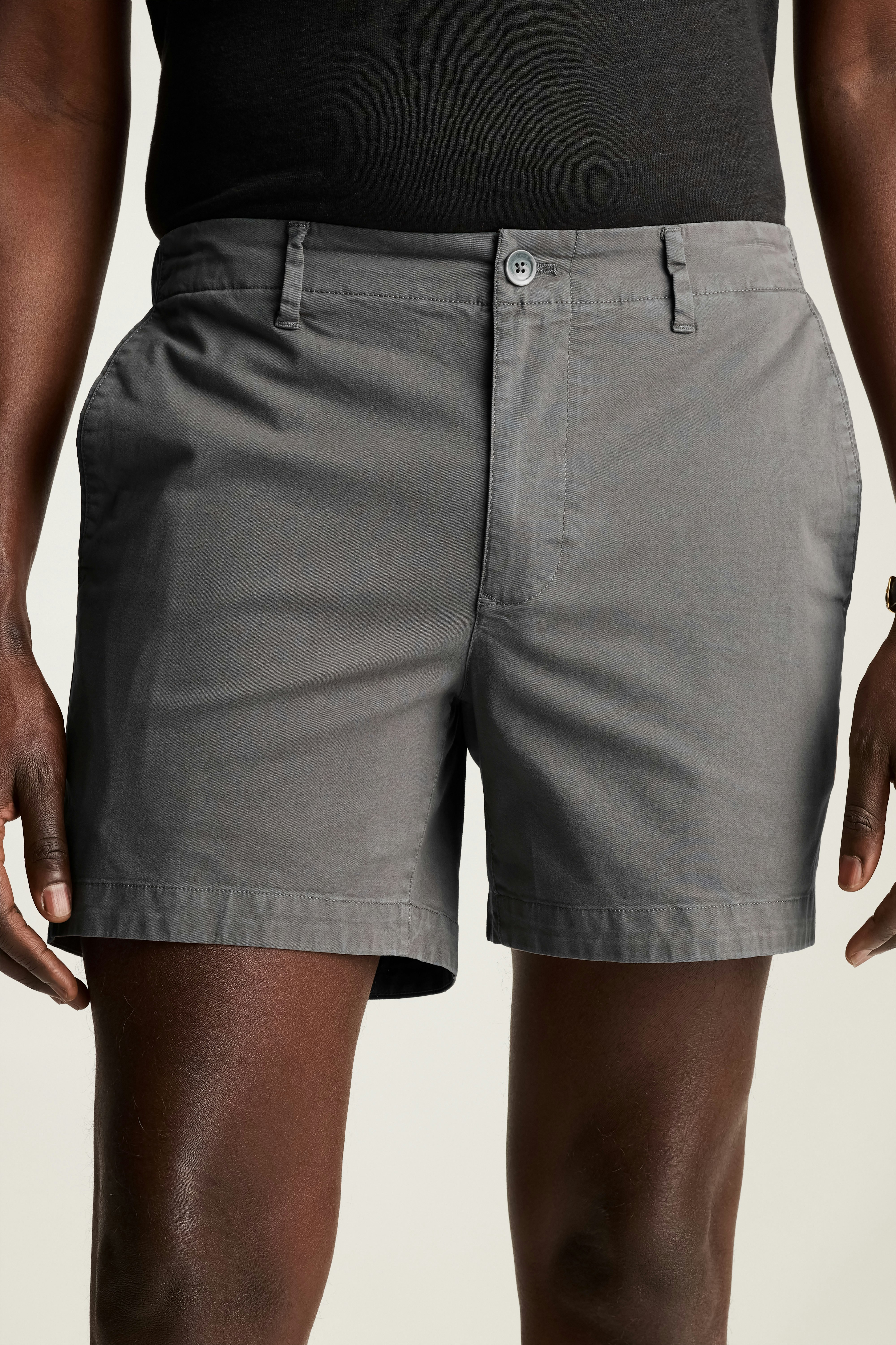 Lightweight Chino Short smoke grey