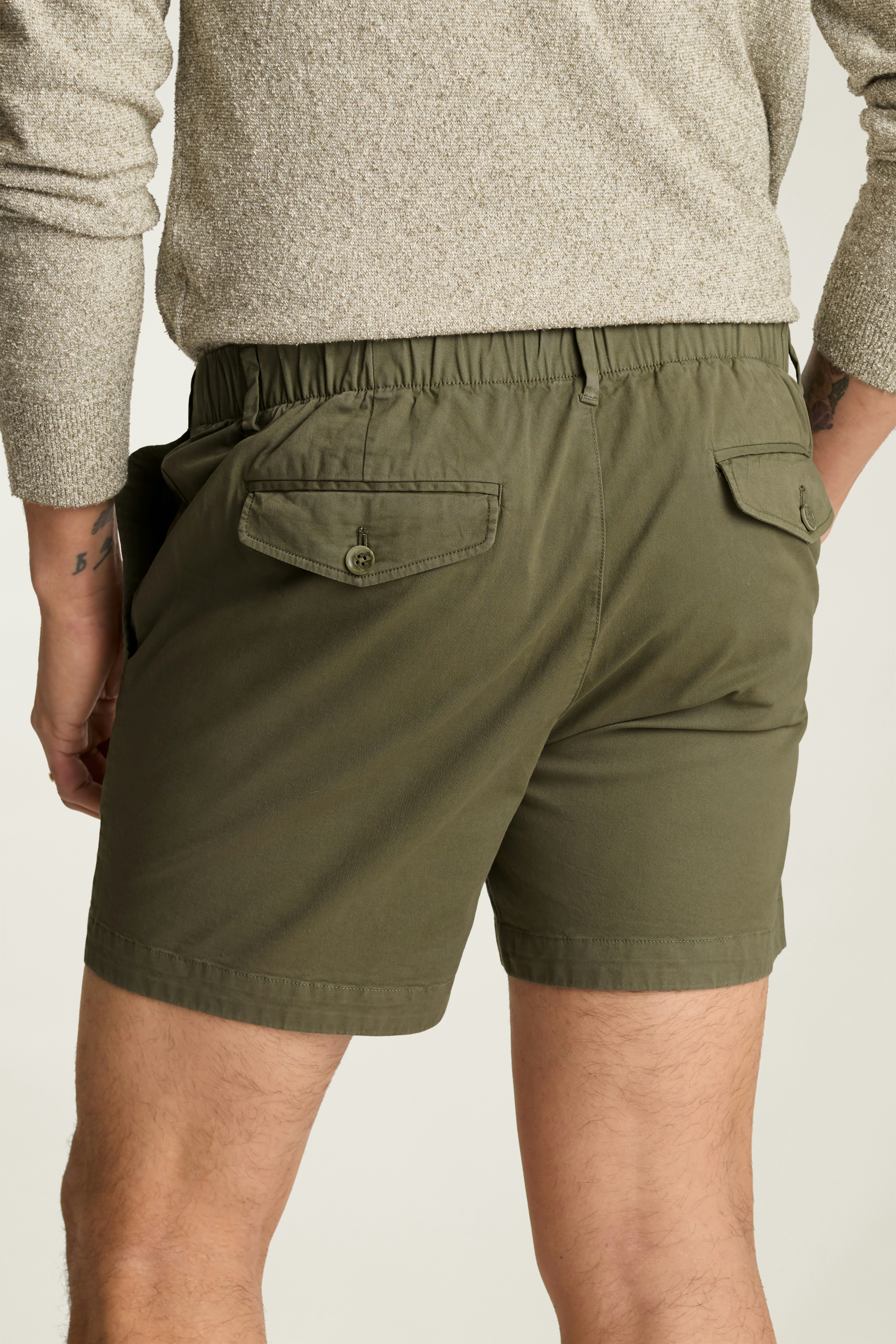 Lightweight Chino Short kalamata olive