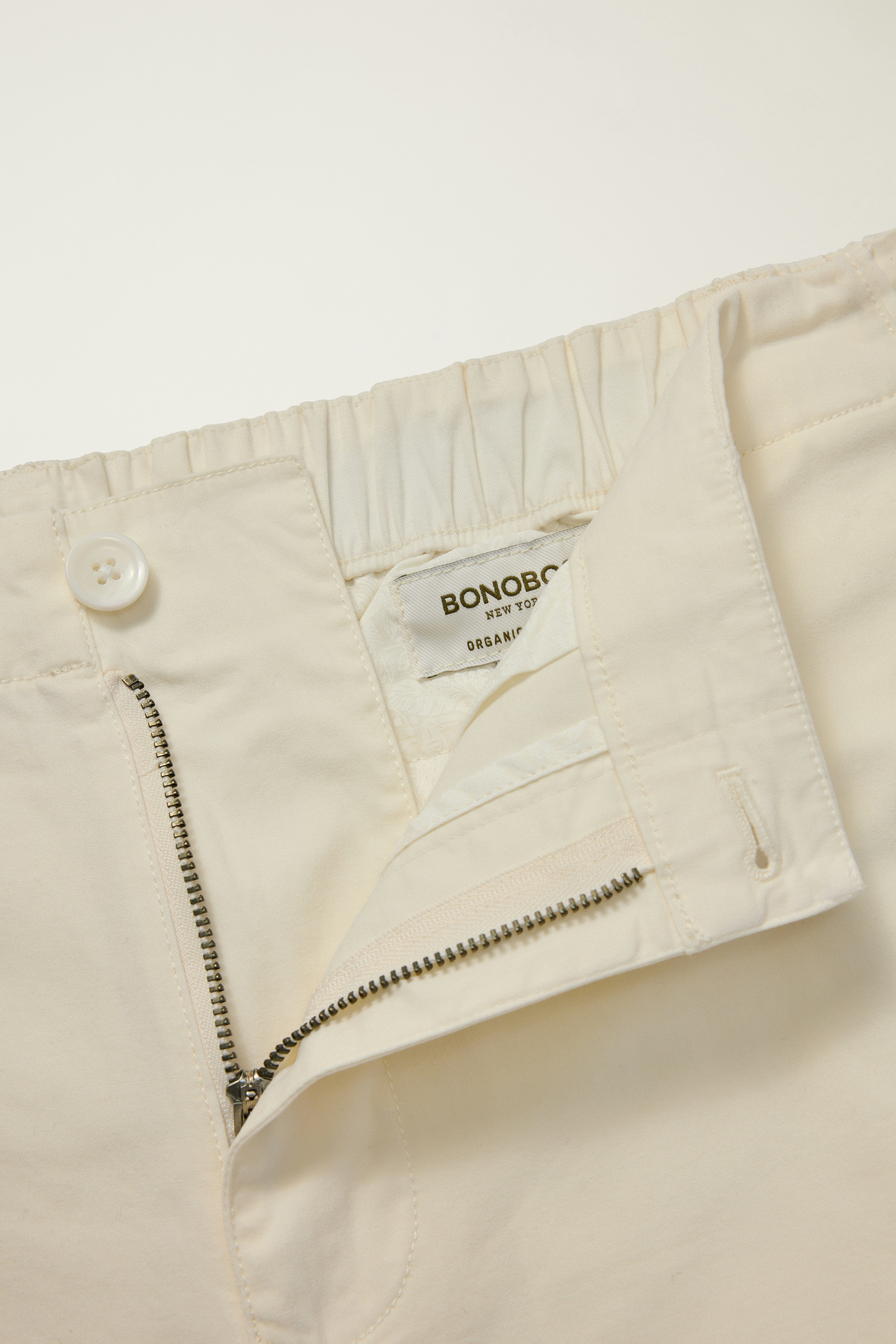 Lightweight Chino Short tofu tan
