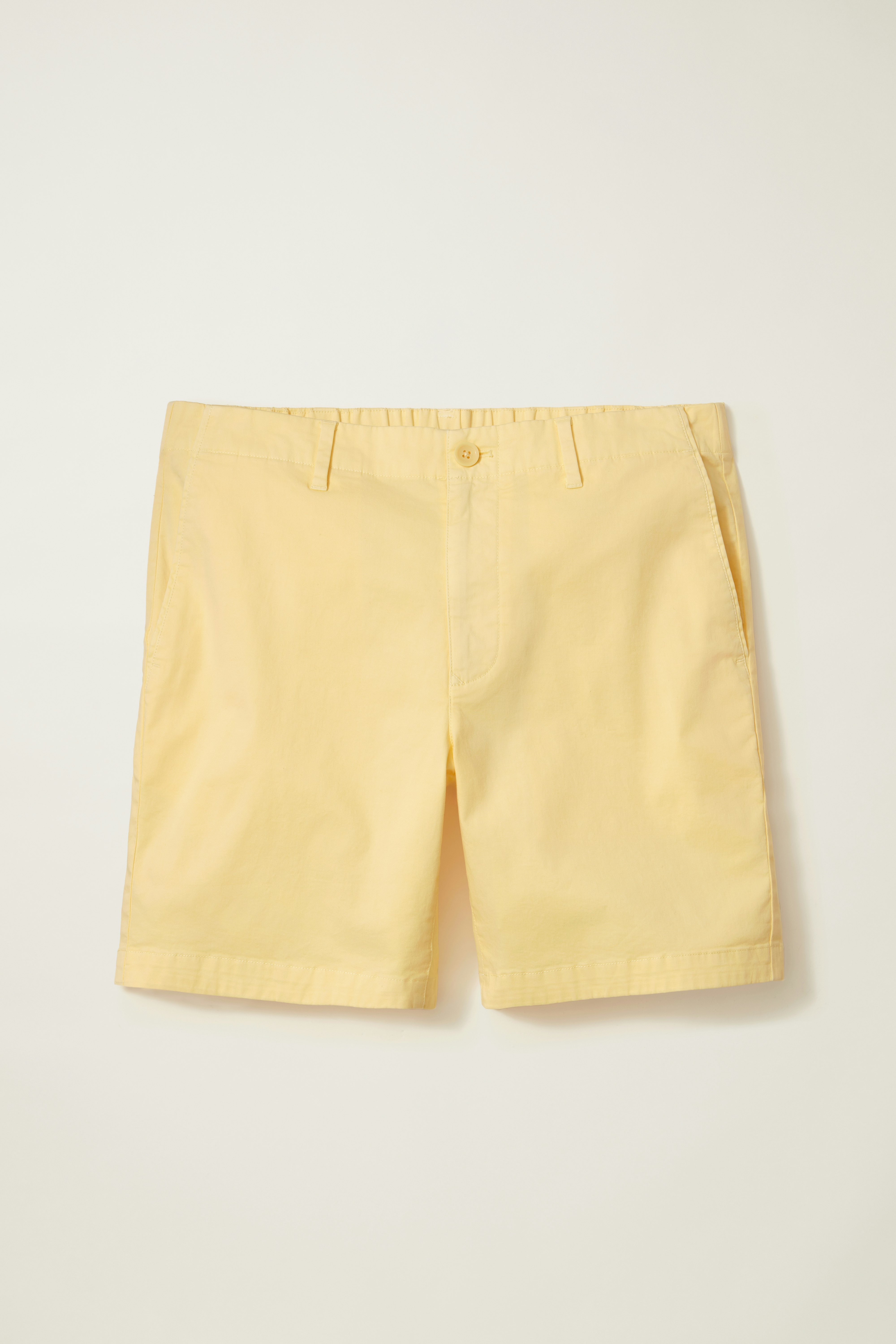 Lightweight Chino Short daffodil yellow
