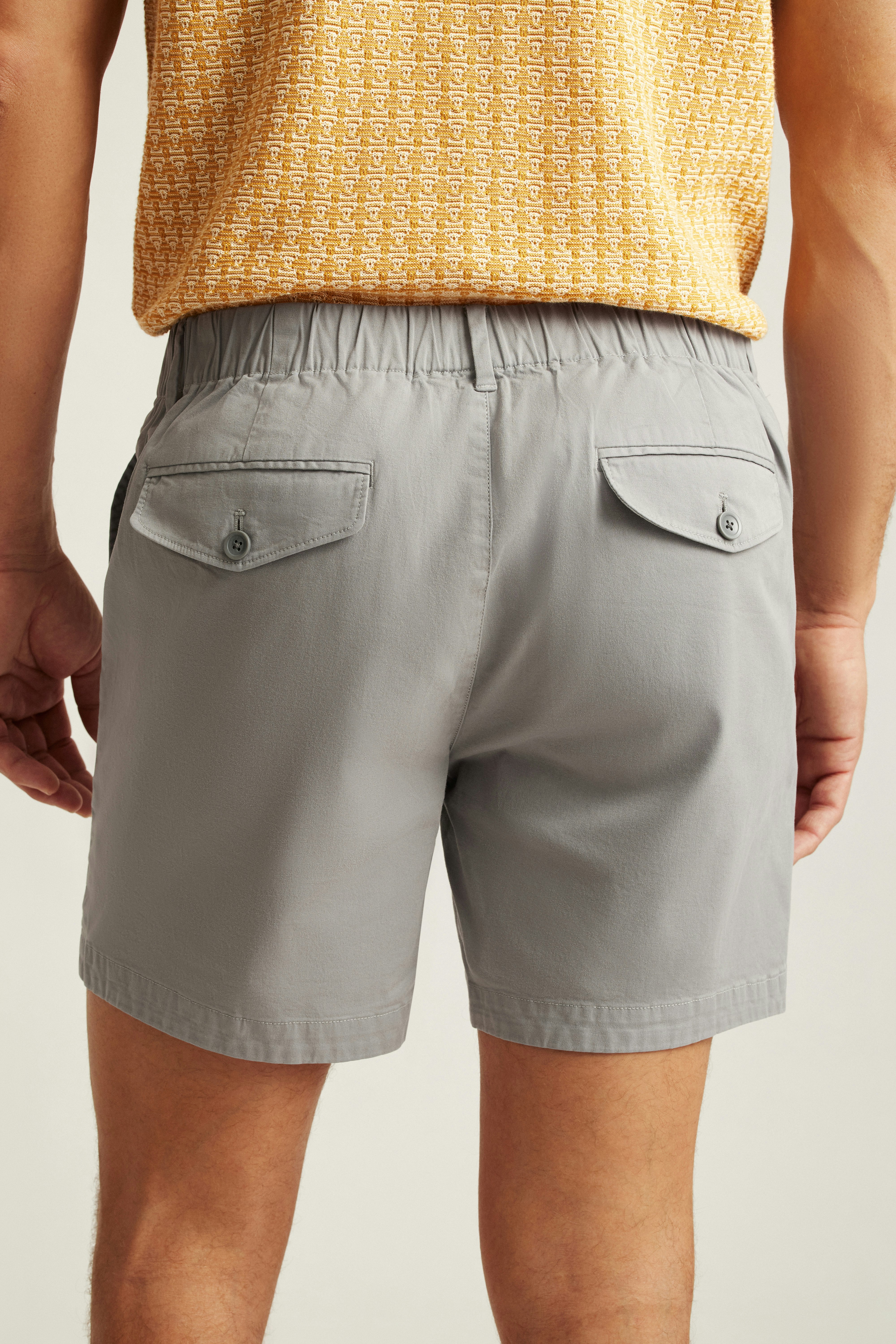 Lightweight Chino Short monument grey