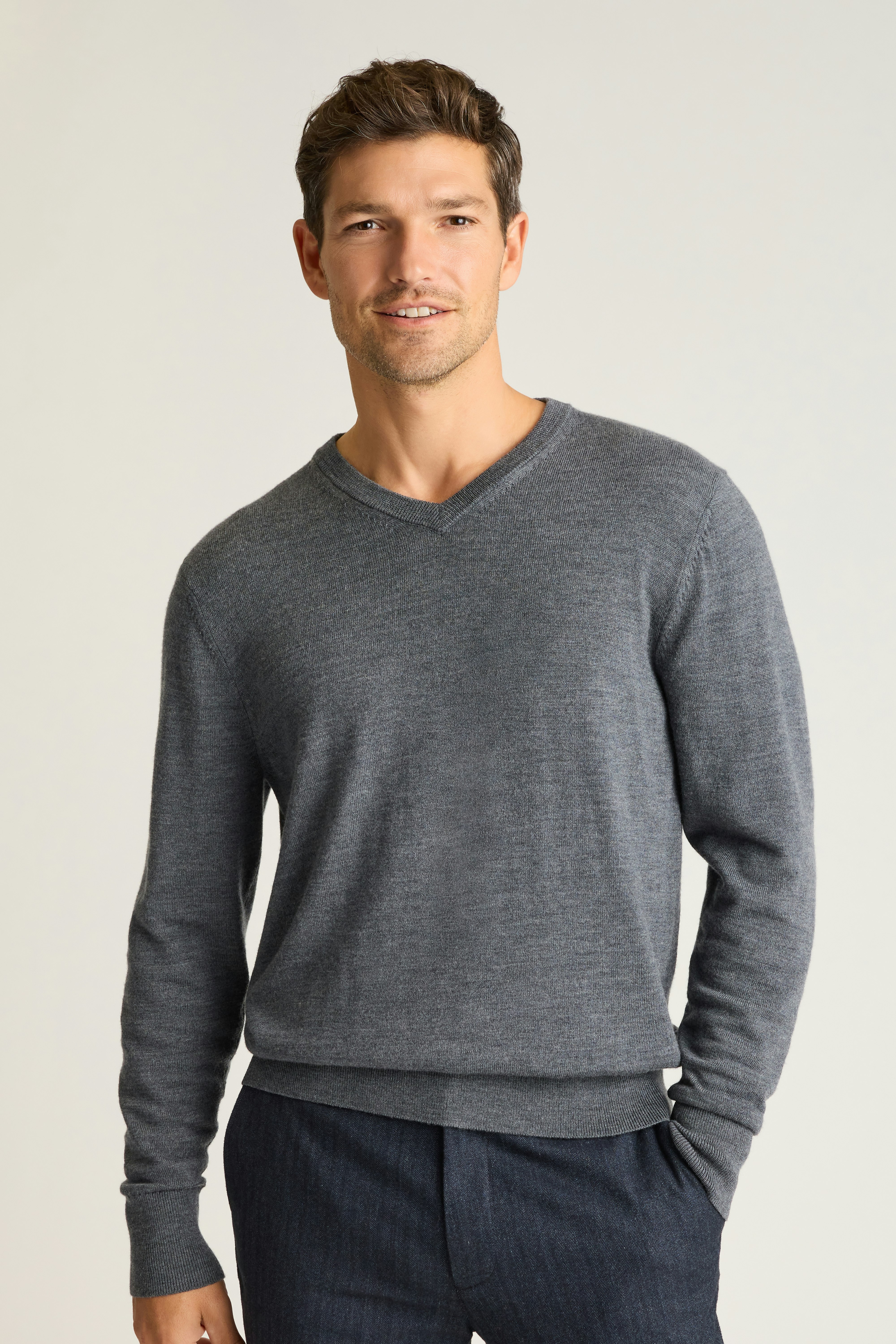 Washable Merino V-Neck Sweater charcoal grey