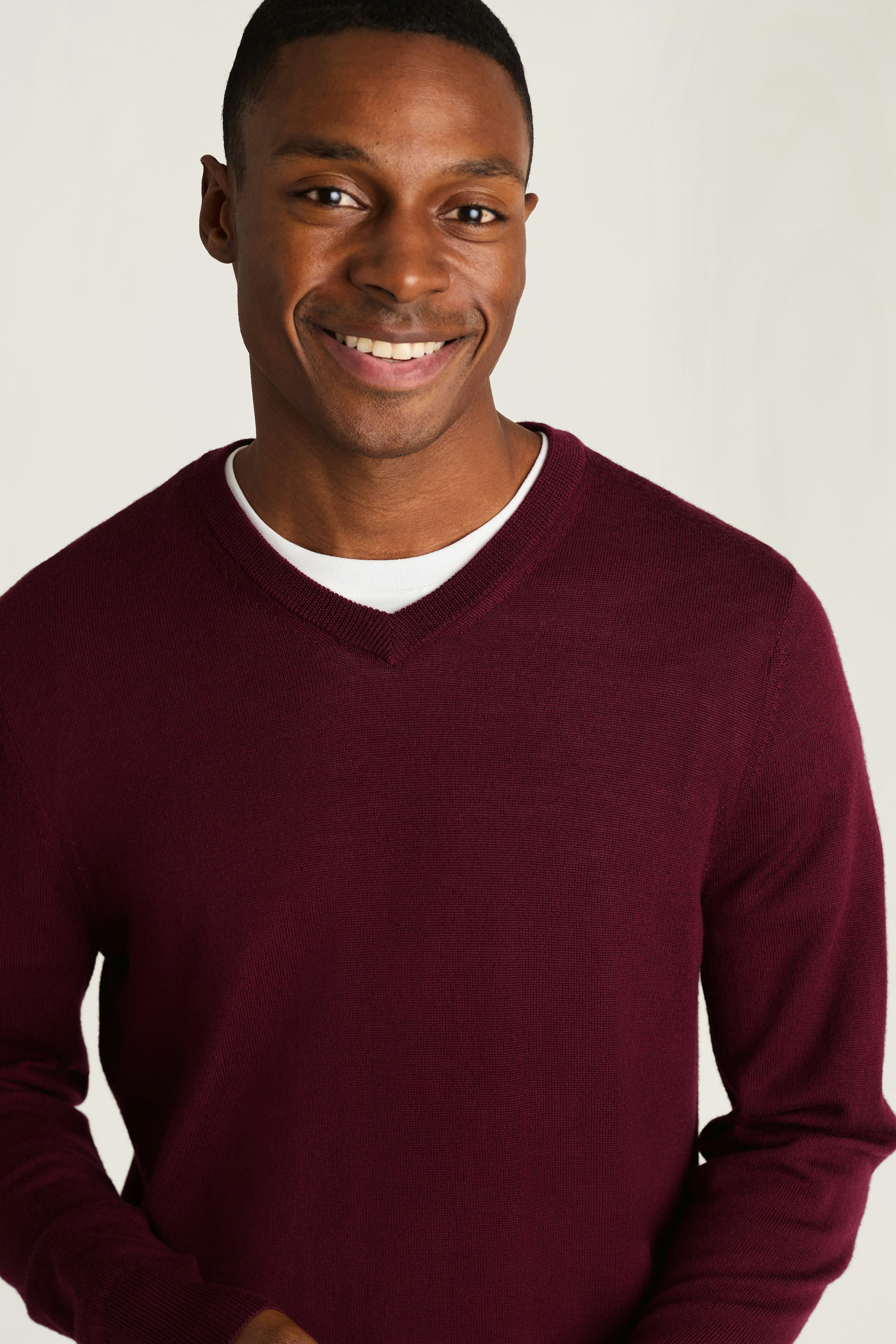 Washable Merino V-Neck Sweater bordeaux