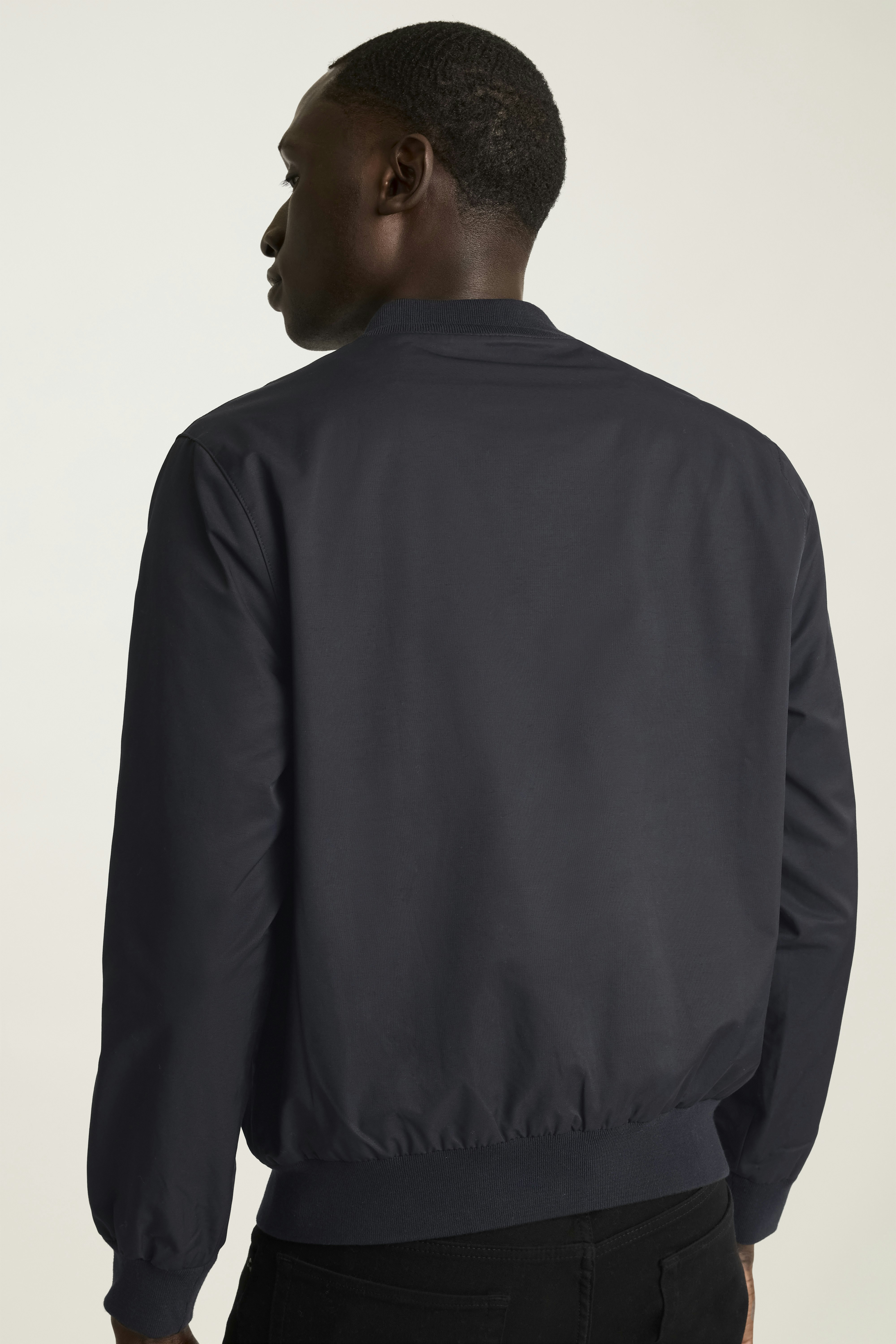 The Boulevard Bomber black