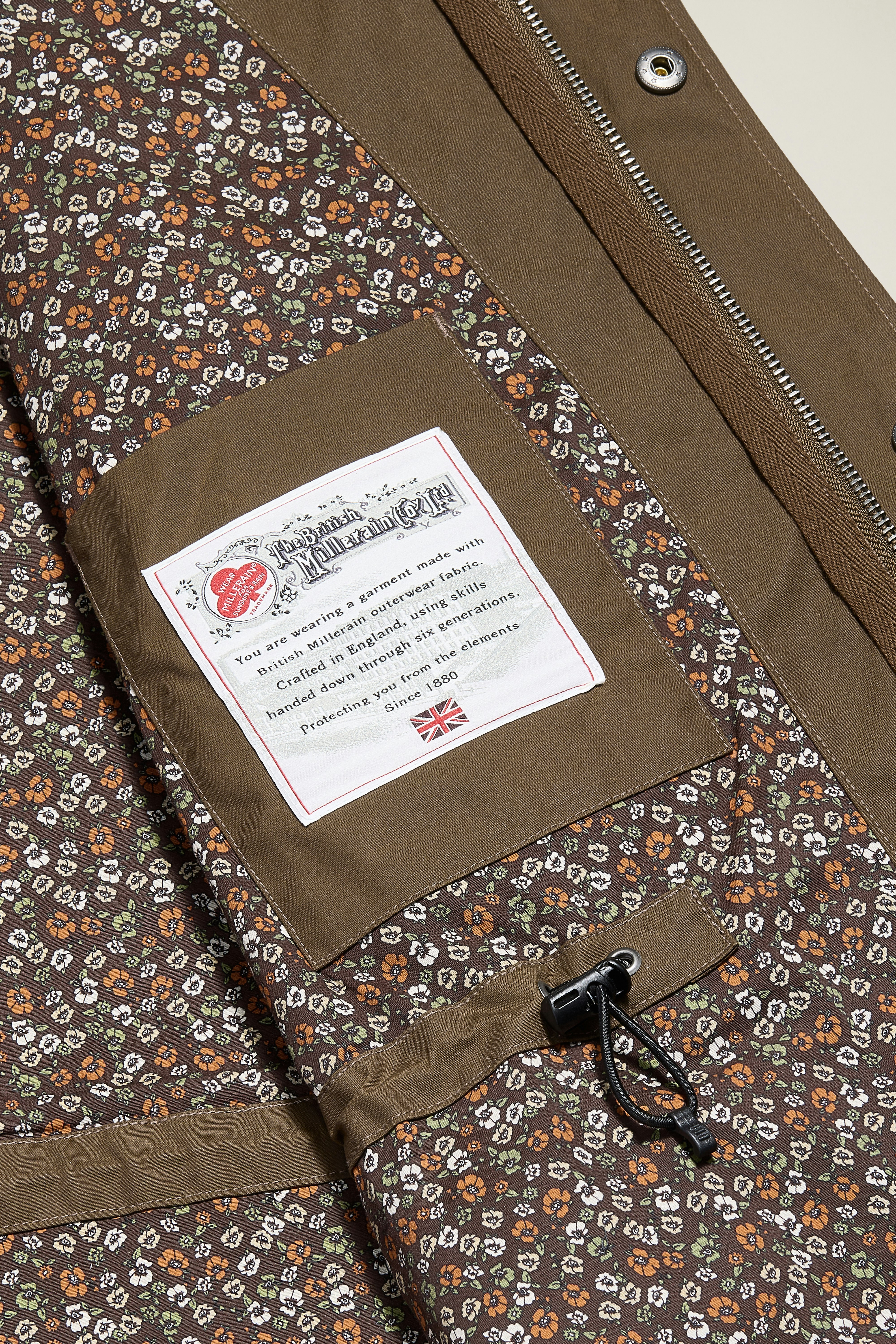 The British Waxed Field Jacket olive