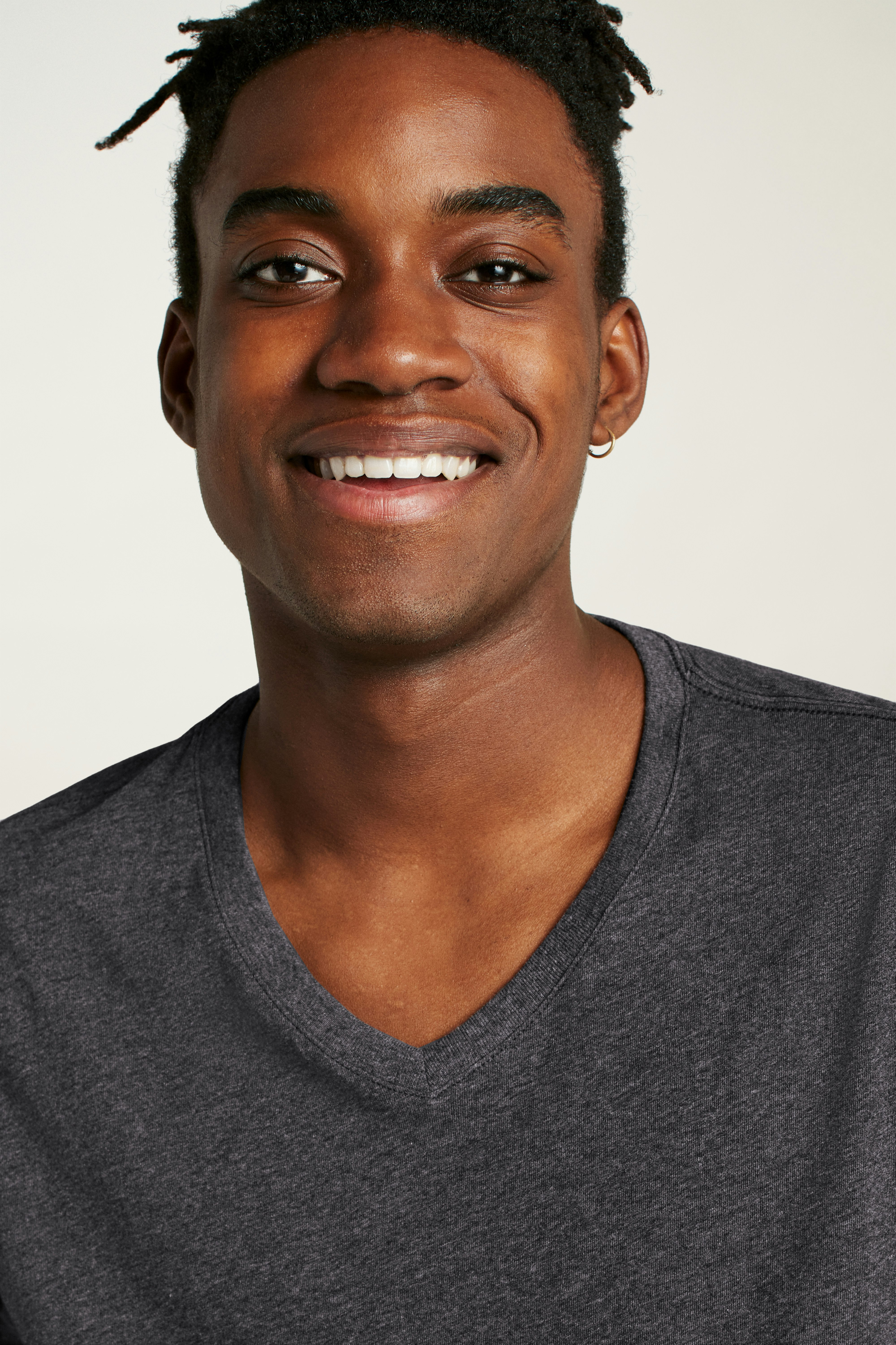 Forever Soft Cotton  V-Neck Tee heather charcoal