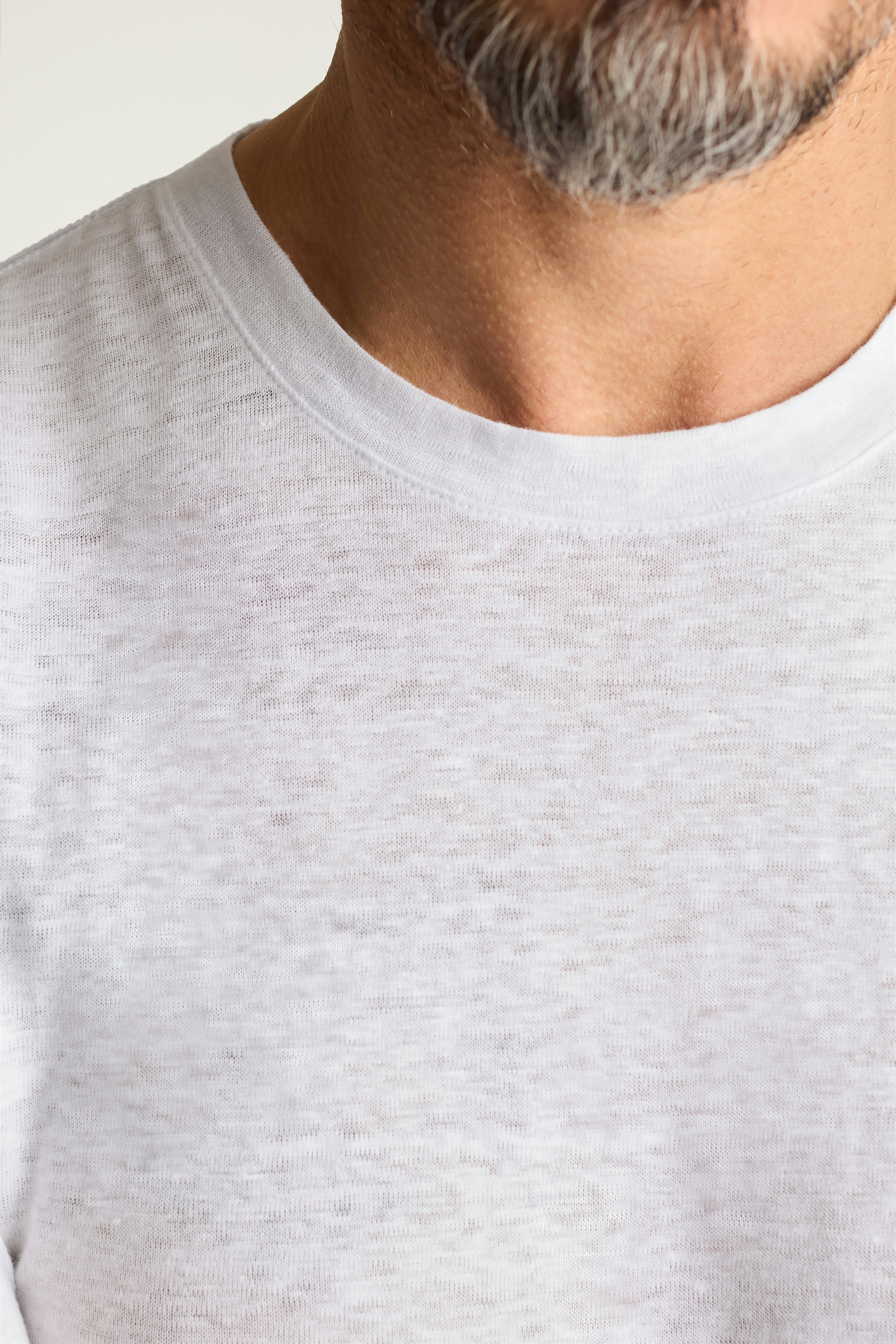 Linen Crew Neck Tee white