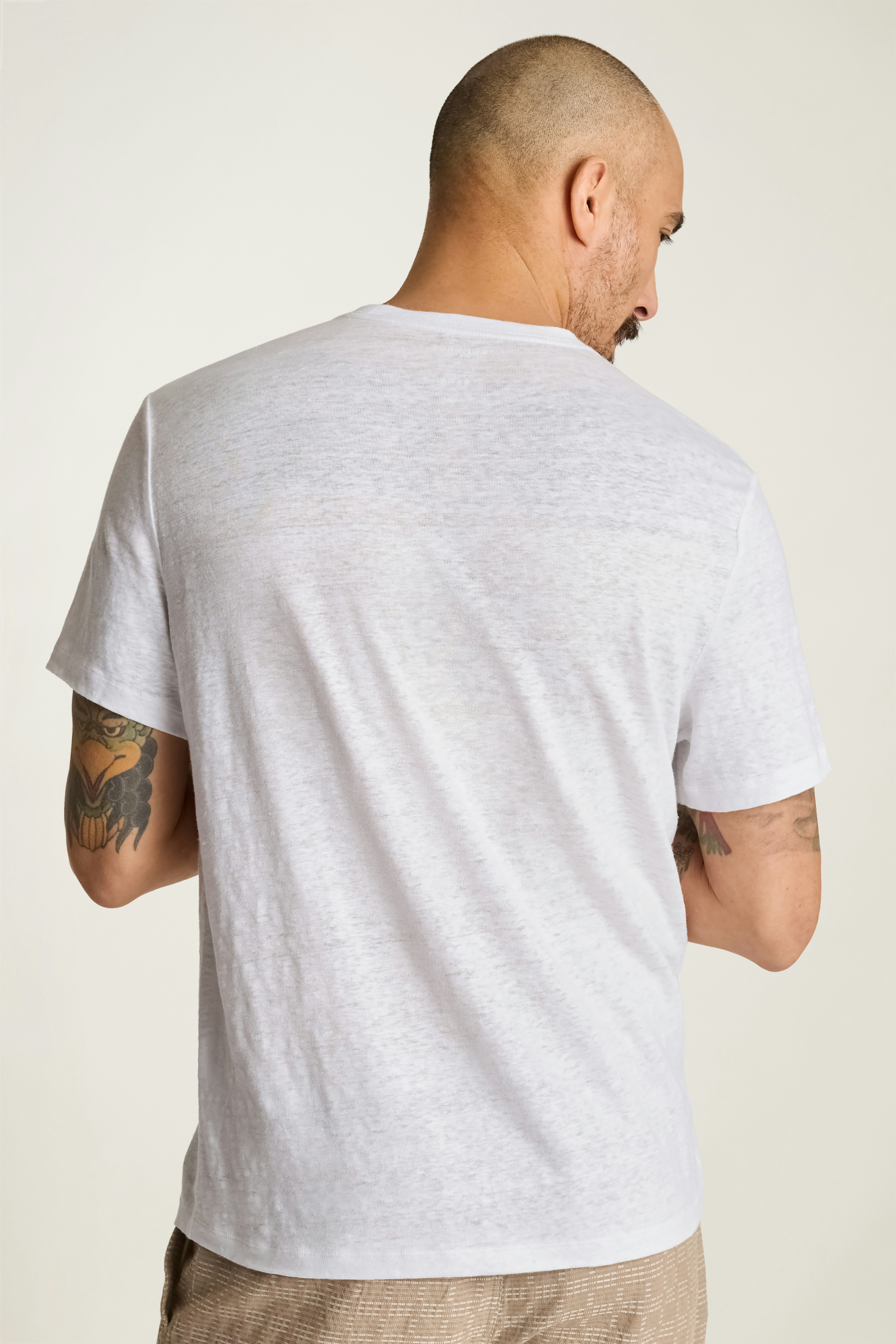 Linen Crew Neck Tee white