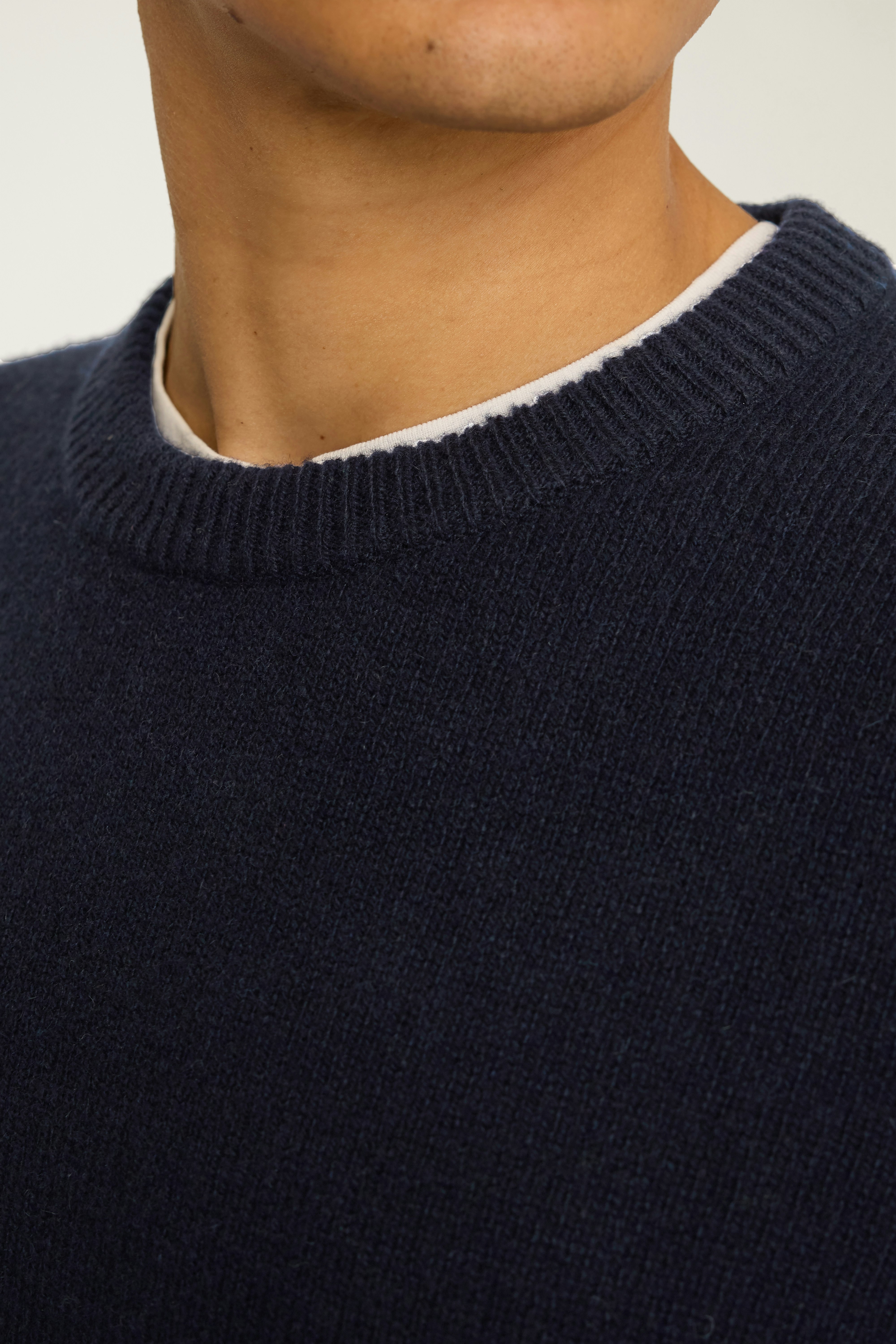 Cashmere Crew Neck Sweater navy blue